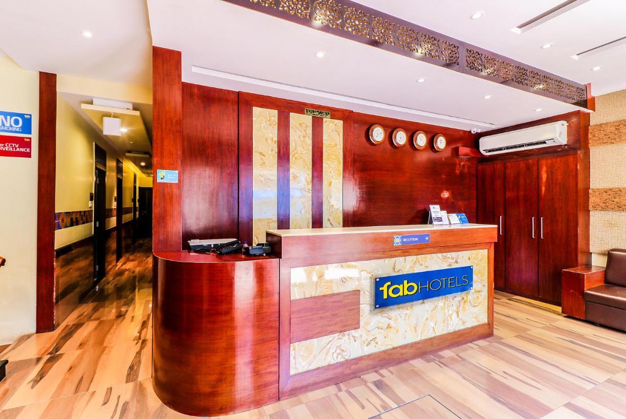 Fabexpress Adlon Andheri East Мумбай Екстериор снимка